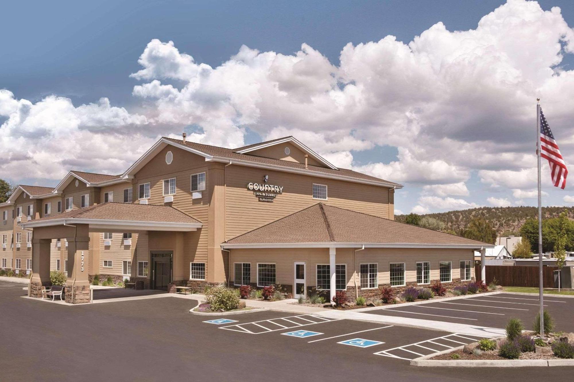 Country Inn & Suites By Radisson, Prineville, Or Buitenkant foto