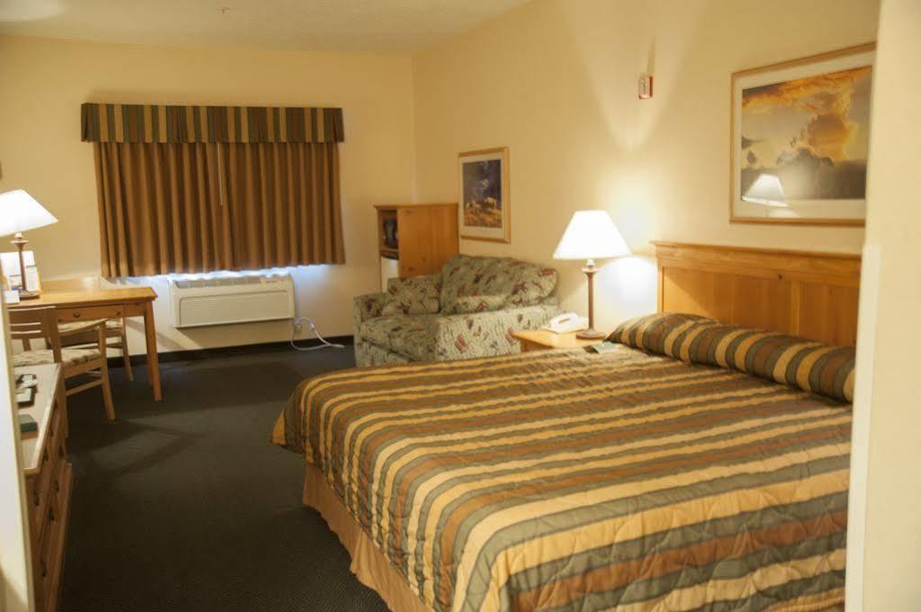 Country Inn & Suites By Radisson, Prineville, Or Buitenkant foto