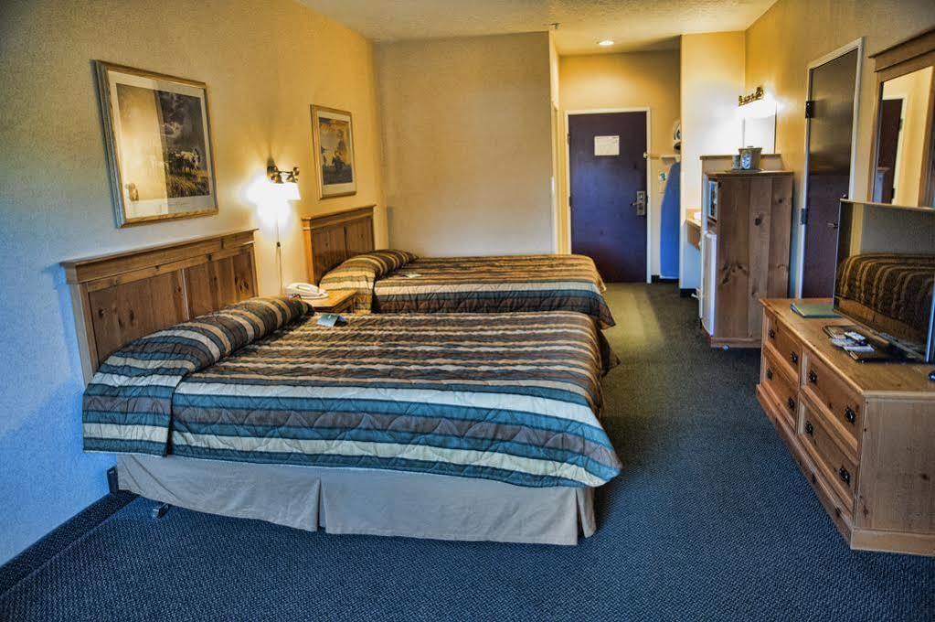 Country Inn & Suites By Radisson, Prineville, Or Buitenkant foto